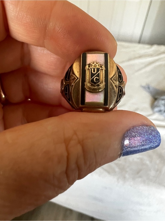 Jewelry - Vintage 10k Gold Class Ring 1958